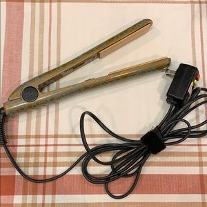 Chi straightener